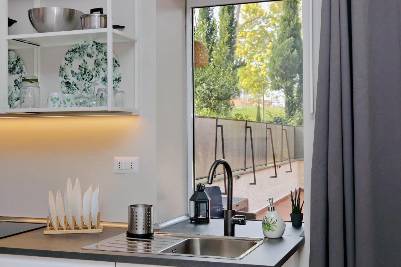 Aurelia Antica Terrace Apt Free Pool And Parking Rome Exterior photo