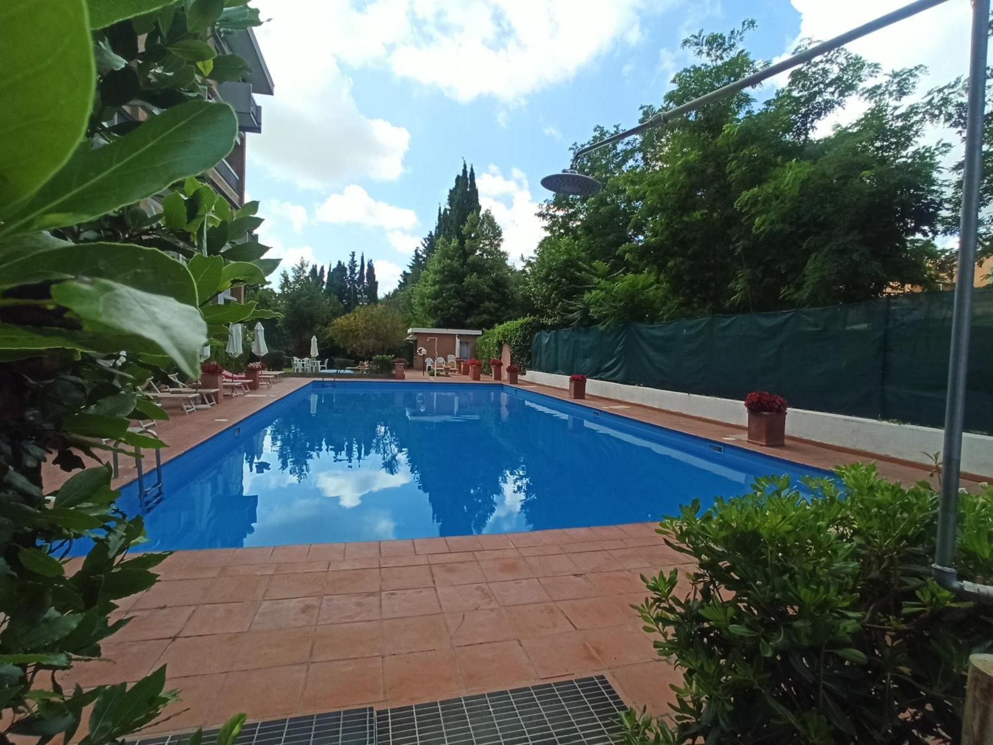 Aurelia Antica Terrace Apt Free Pool And Parking Rome Exterior photo